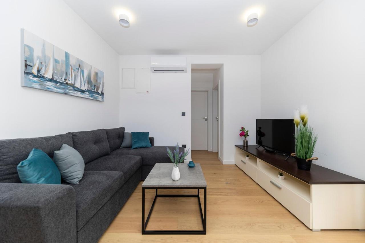 זאדאר Apartment Marianne , Parking Free , 2 Bedroom & 2 Bathroom , Modern & Cozy מראה חיצוני תמונה
